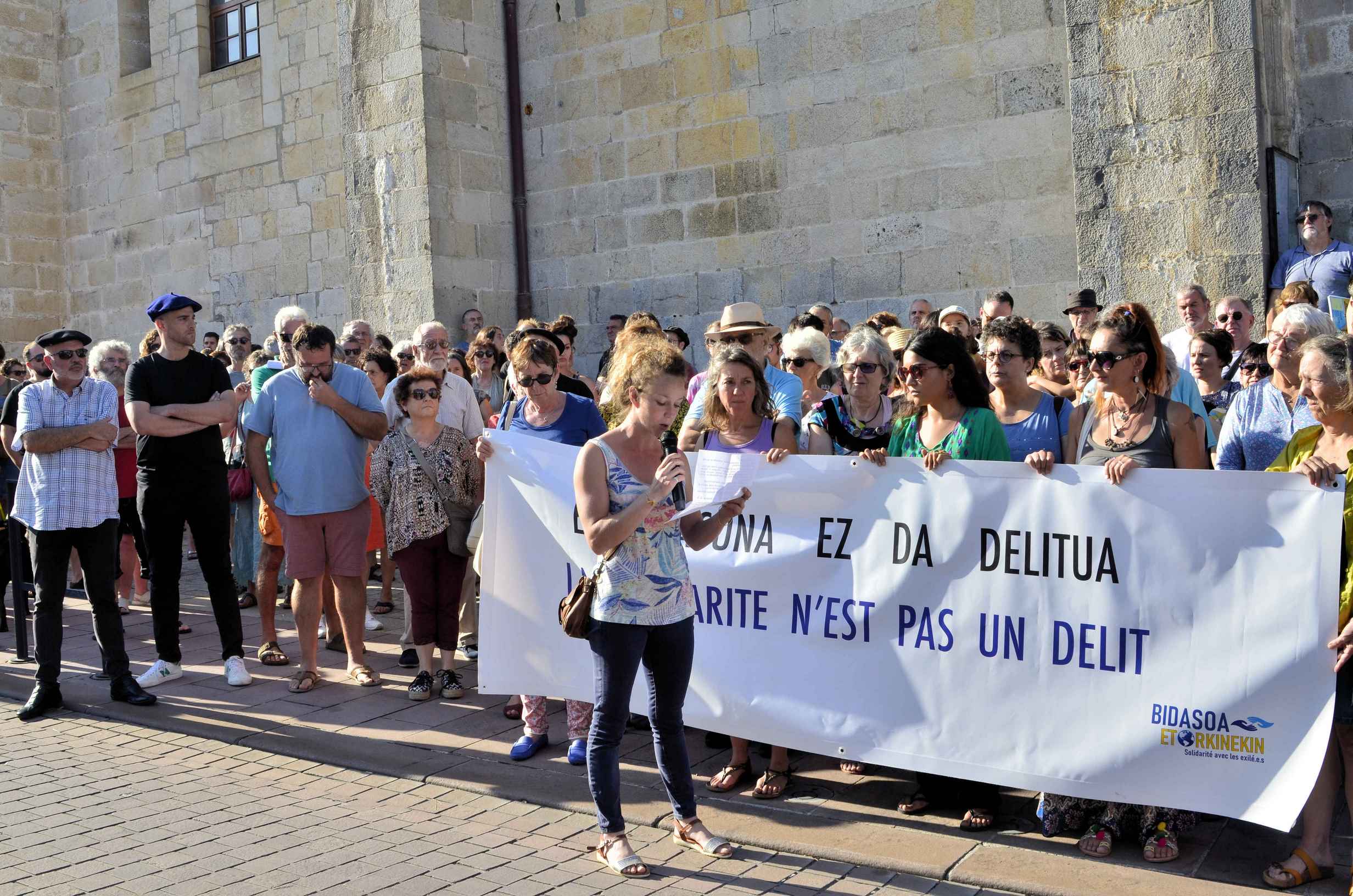 <br />
<b>Notice</b>:  Undefined variable: titre in <b>/var/www/vhosts/bidasoa-etorkinekin.org/httpdocs/views/urrugne.view.php</b> on line <b>28</b><br />
